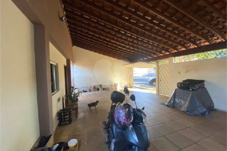 Casa térrea de 3 dormitórios