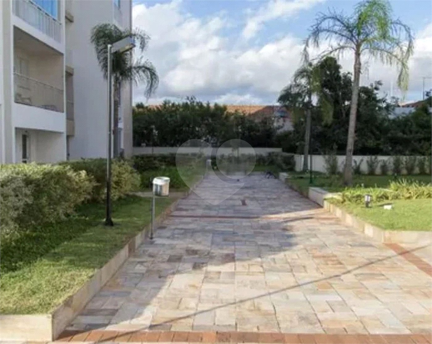 Apartamento na Mooca com 85 m² com 64 m² útil ,2 banheiros 1 vaga 2 quartos 1 suíte