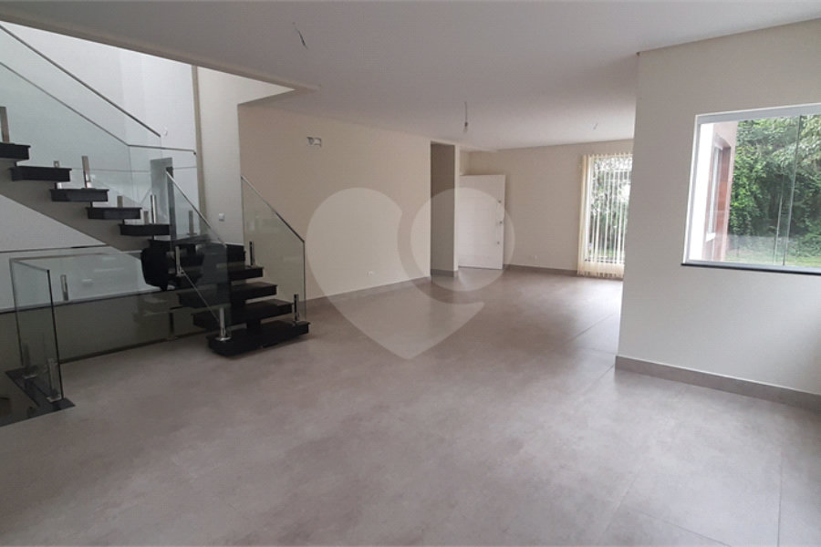 Casa à venda com 3 suítes em Tucuruvi, São Paulo, SP