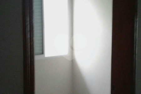 Casa à venda com 3 quartos, sendo 1 suíte,  em Vila Nivi, São Paulo, SP