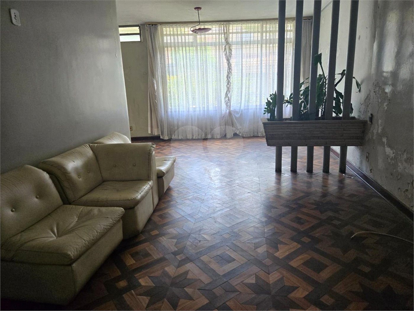Casa com 244m² , 2 dormitórios , 3 vagas , à venda no Bosque da Saúde.
