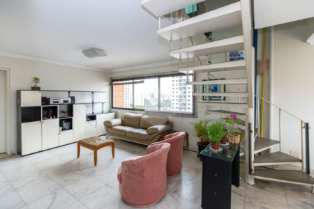 Apartamento à venda com 4 quartos, sendo 1 suíte, em Campo Belo, São Paulo, SP