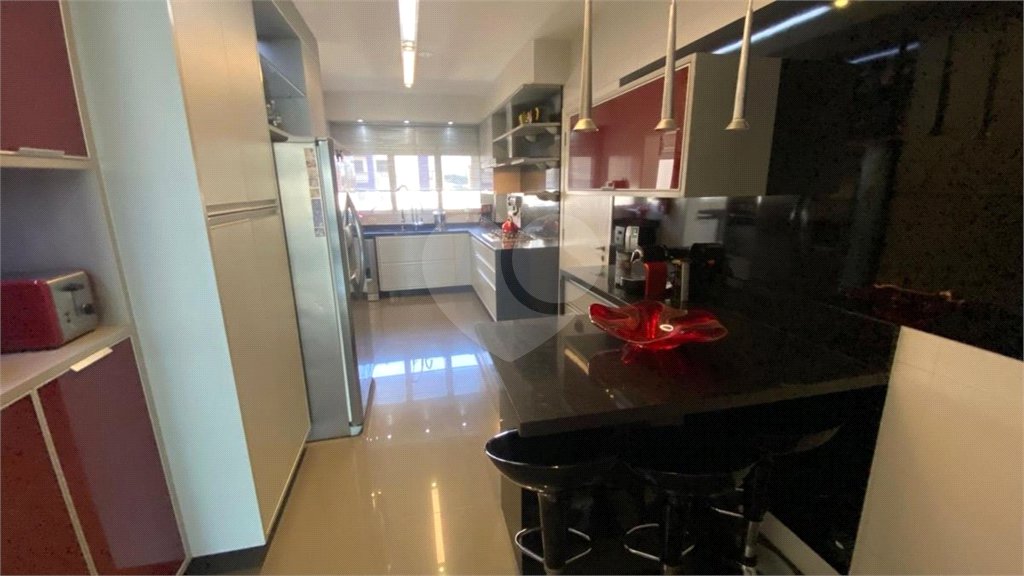 Apartamento à venda com 3 suítes em Vila Romana, São Paulo, SP