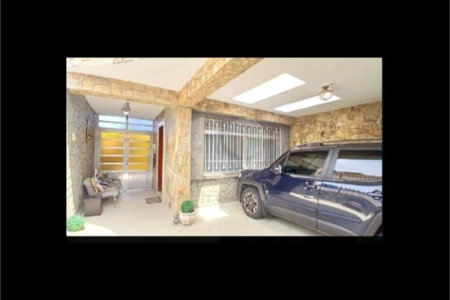 Casa à venda com 3 quartos, sendo 1 suíte, em Vila Ré, São Paulo, SP