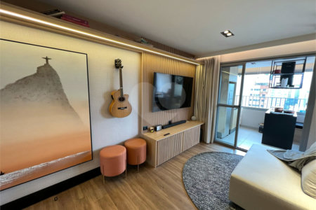 Apartamento à venda com 1 suíte em Jardim das Acácias, São Paulo, SP
