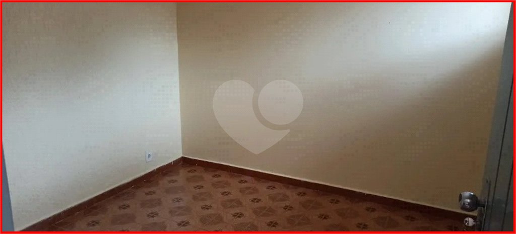 Sobrado à venda com 4 quartos, sendo 1 suíte,  em Alto da Lapa, São Paulo, SP