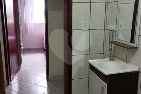 Casa à venda com 4 quartos, sendo 1 suíte,  no Centro, Salesópolis, SP