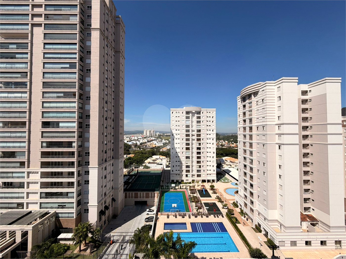 Apartamento à venda ou para alugar com 2 quartos, sendo 1 suíte, em Parque Campolim, Sorocaba, SP