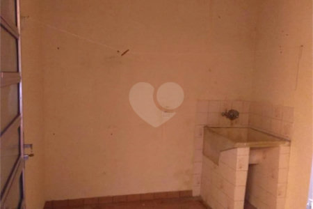 Casa à venda com 3 quartos em Jardim Gilda Maria, São Paulo, SP