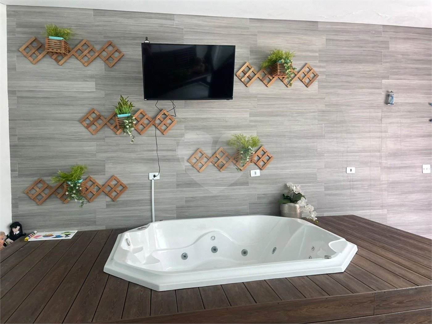Casa à venda com 3 quartos, sendo 2 suítes, no condomínio : Conjunto Residencial Itaguaçu, São Paulo - SP