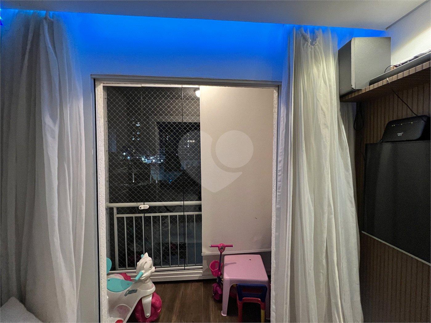 Apartamento à venda com 2 quartos em Conjunto Residencial Irai, Suzano, SP