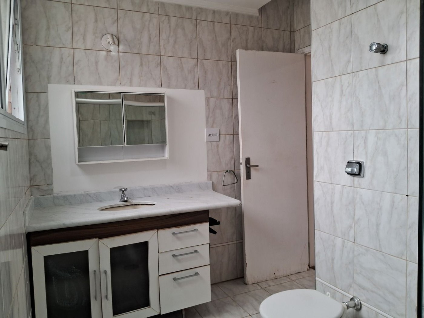 Apartamento com 3 dormitórios à venda, 180 m² por R$ 1.500.000,00 - Gonzaga - Santos/SP