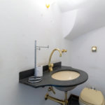 Casa à venda com 4 quartos, sendo 2 suítes, no condomínio Vila das Flores, São Paulo - SP