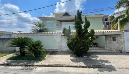 Casa à venda com 5 quartos, sendo 1 suíte,  no condomínio Residencial Green Ville, Rio de Janeiro - RJ