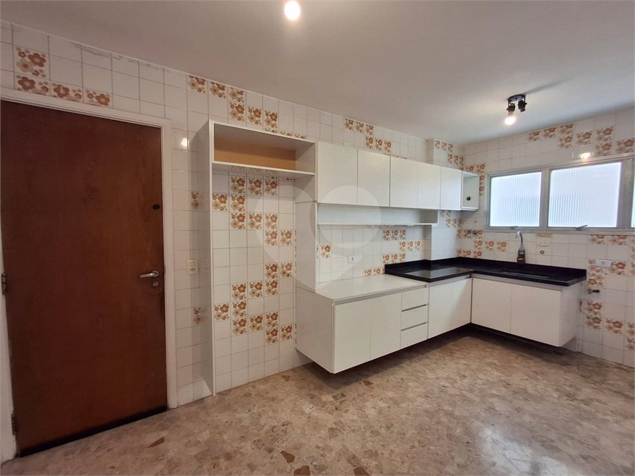 Apartamento à venda ou para alugar com 2 quartos, sendo 1 suíte,  em Indianópolis, São Paulo, SP