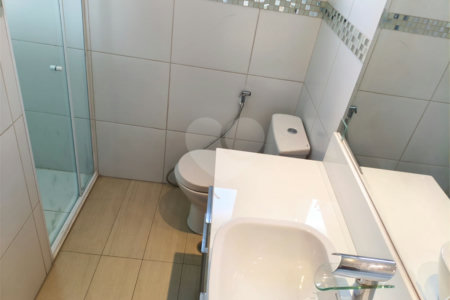 Apartamento à venda com 2 quartos, sendo 1 suíte,  em Vila Andrade, São Paulo, SP