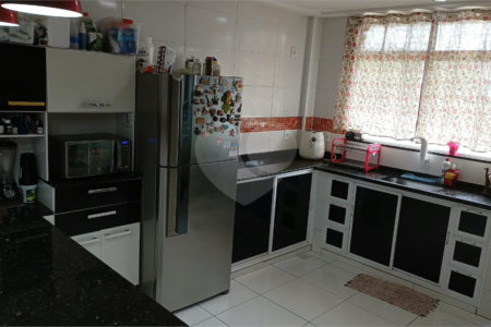 Casa à venda com 3 quartos, sendo 1 suíte, em Campo Grande, Rio de Janeiro, RJ