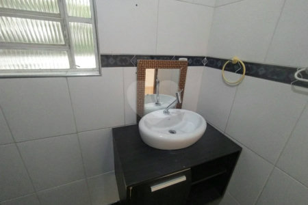 Casa à venda com 10 quartos, sendo 1 suíte, em Santa Teresinha, São Paulo, SP