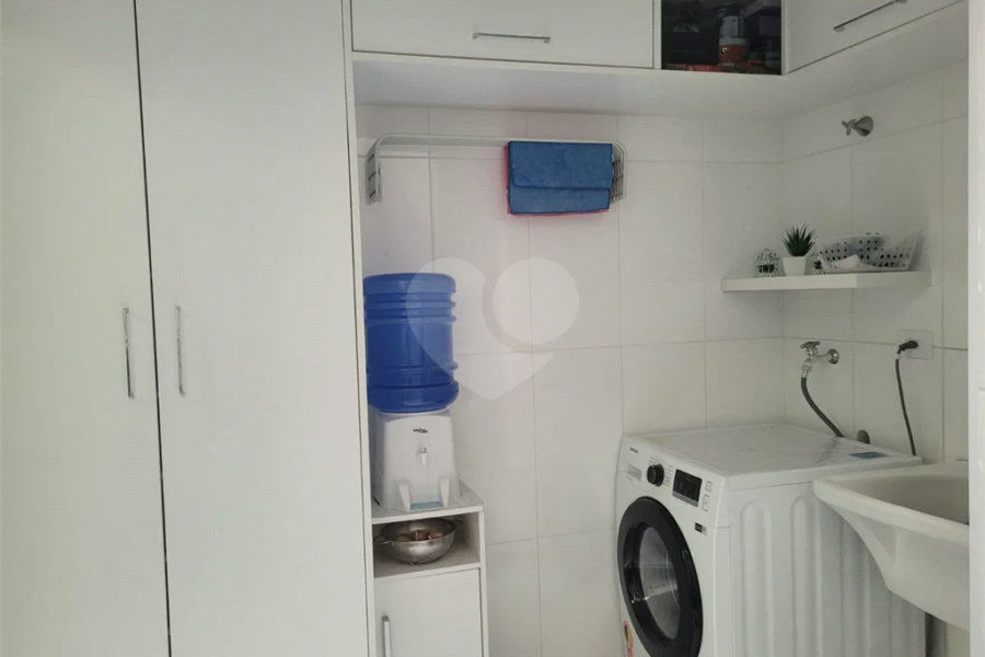 Casa à venda com 3 quartos, sendo 1 suíte, no condomínio Residencial Isabel, São Paulo - SP
