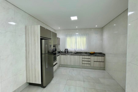 Casa à venda ou para alugar com 6 quartos, sendo 1 suíte, em Residencial/Comercial, Guarulhos, SP