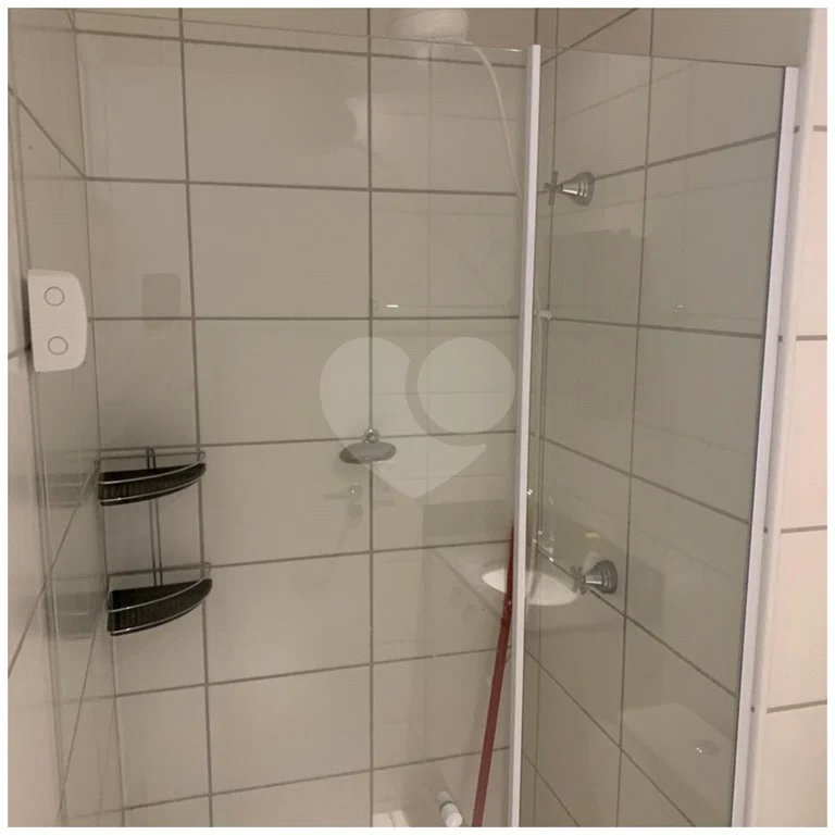 Apartamento à venda na Frei Caneca, 28 m², 1 quarto