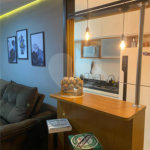 Apartamento à venda com 2 quartos, sendo 1 suíte,  em Jardim Carambeí, São Roque, SP