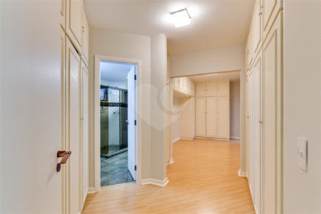 Apartamento à venda com 3 suítes em Granja Julieta, São Paulo, SP