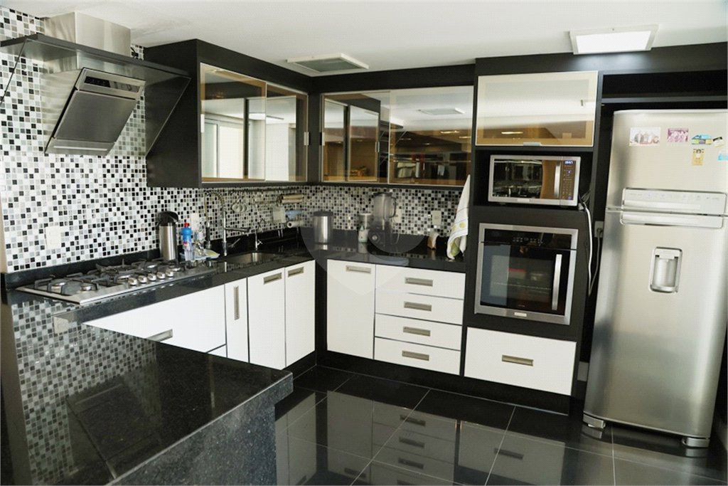 Apartamento à venda com 3 quartos, sendo 2 suítes, em Santana, São Paulo, SP