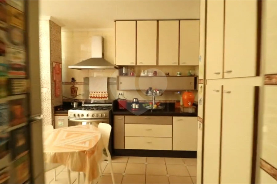 Casa à venda com 5 quartos, sendo 1 suíte,  em Vila Isolina Mazzei, São Paulo, SP
