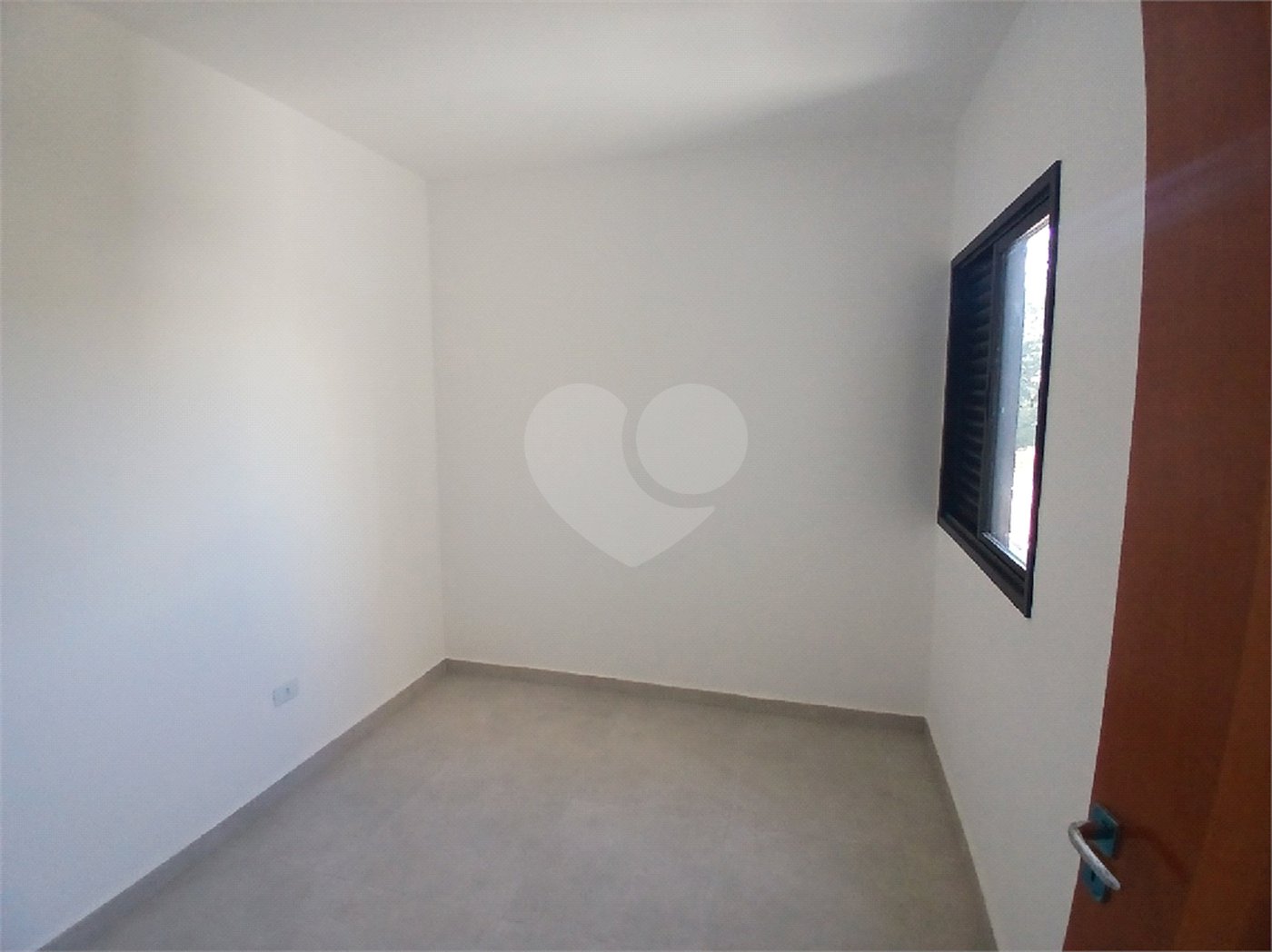 Casa à venda com 2 quartos no condomínio Sintra, São Paulo - SP