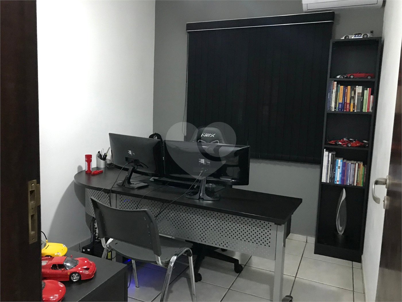 Terreno à venda com 4 quartos, sendo 1 suíte, no condomínio Zuleika Jabour, Salto - SP