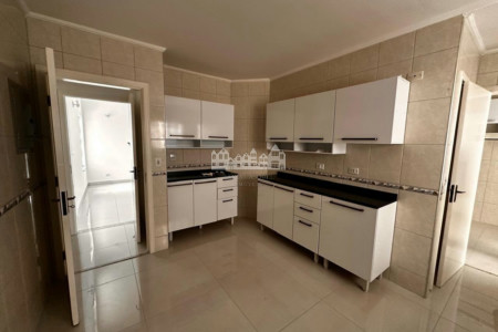 Casa para alugar com 3 suítes em Vila Santista, Atibaia, SP