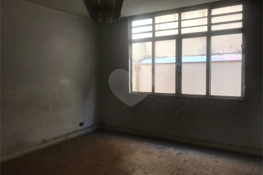 Sobrado à venda com 4 quartos, sendo 2 suítes, em Santana, São Paulo, SP
