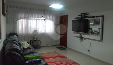 Sobrado à venda com 3 quartos, sendo 1 suíte,  em Tremembé, São Paulo, SP