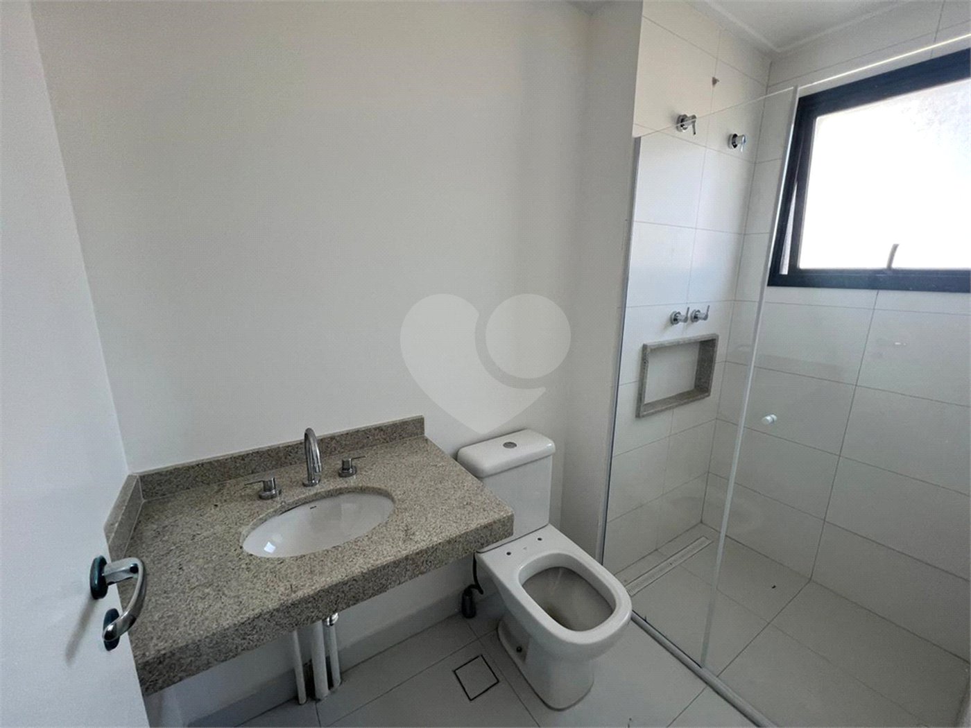 Apartamento à venda com 2 suítes em Parque Campolim, Sorocaba, SP