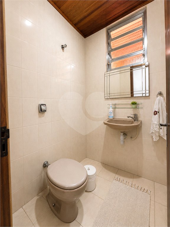 Casa de Vila à venda com 4 quartos, sendo 1 suíte, em Cupecê, São Paulo, SP