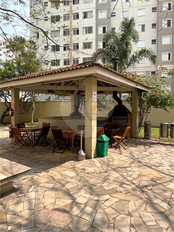 Apartamento à venda com 3 quartos, sendo 1 suíte,  em Parque Reboucas, São Paulo, SP