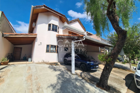Casa em condomínio à venda com 4 quartos, sendo 3 suítes,  em Granja Olga II, Sorocaba, SP