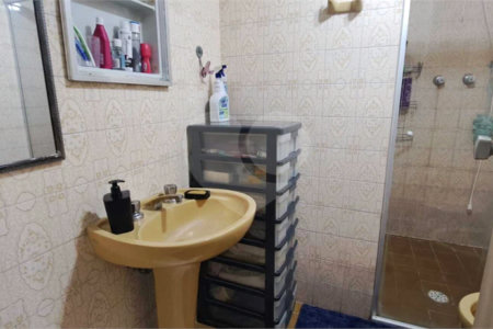 Apartamento à venda com 3 quartos, sendo 1 suíte, em Vila Uberabinha, São Paulo, SP