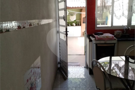 Sobrado à venda com 3 quartos, sendo 1 suíte, em Cidade Patriarca, São Paulo, SP