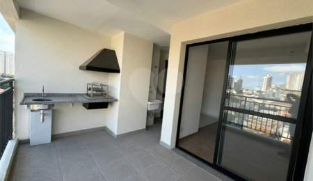 Flat à venda com 2 quartos em Vila Firmiano Pinto, São Paulo, SP