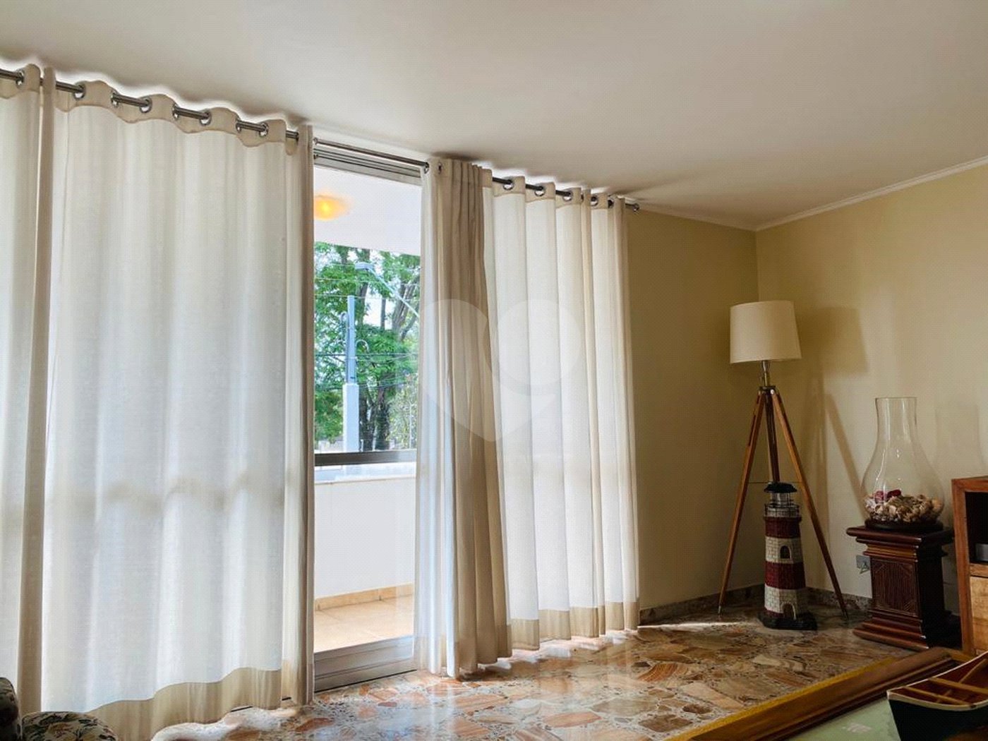 Sobrado à venda com 5 quartos, sendo 1 suíte, em Interlagos, São Paulo, SP