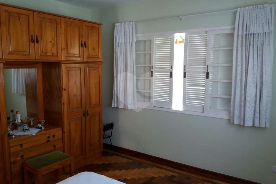 Sobrado à venda com 3 quartos, sendo 1 suíte, em Tremembé, São Paulo, SP