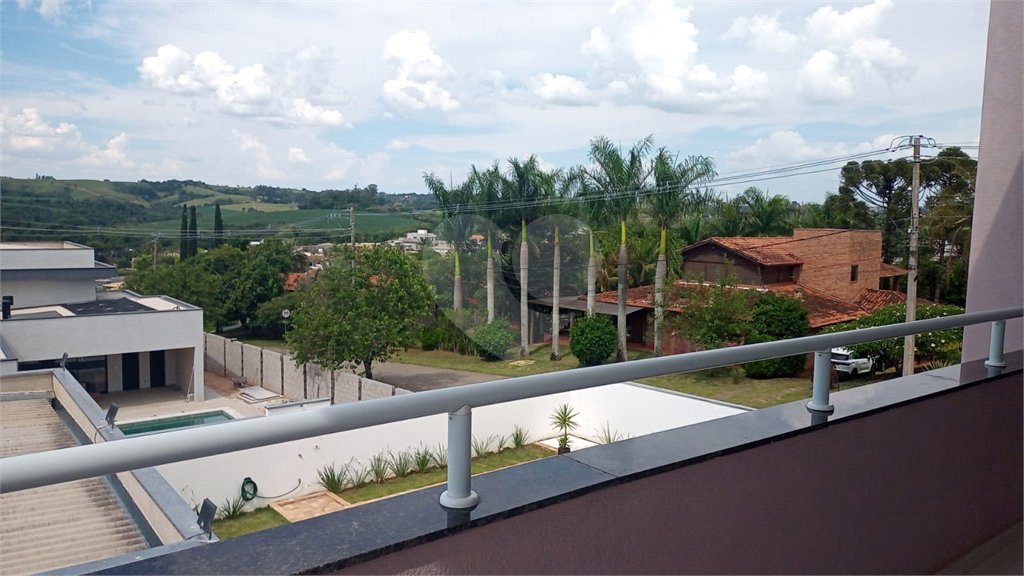 Casa à venda com 5 suítes no condomínio Village da Serra, Araçoiaba da Serra - SP