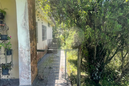 Chácara à venda com 5 quartos, sendo 2 suítes,  em Vila São Paulo, Mogi das Cruzes, SP