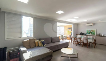 Apartamento à venda com 3 quartos, sendo 2 suítes,  em Brooklin Paulista, São Paulo, SP