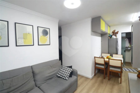Casa à venda com 3 quartos no condomínio Sem Nome, São Paulo - SP