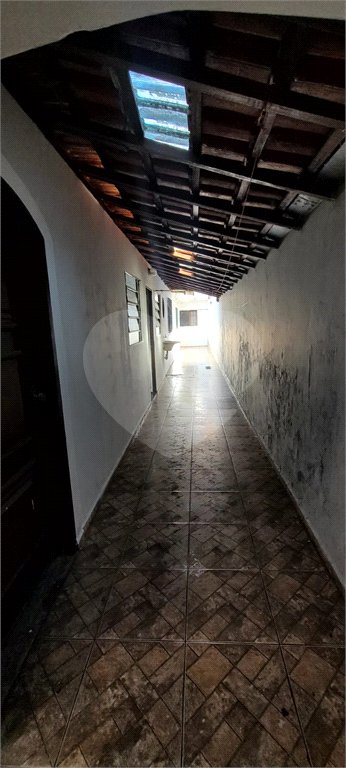 Casa à venda com 3 quartos em Conjunto Residencial Cocuera, Mogi das Cruzes, SP