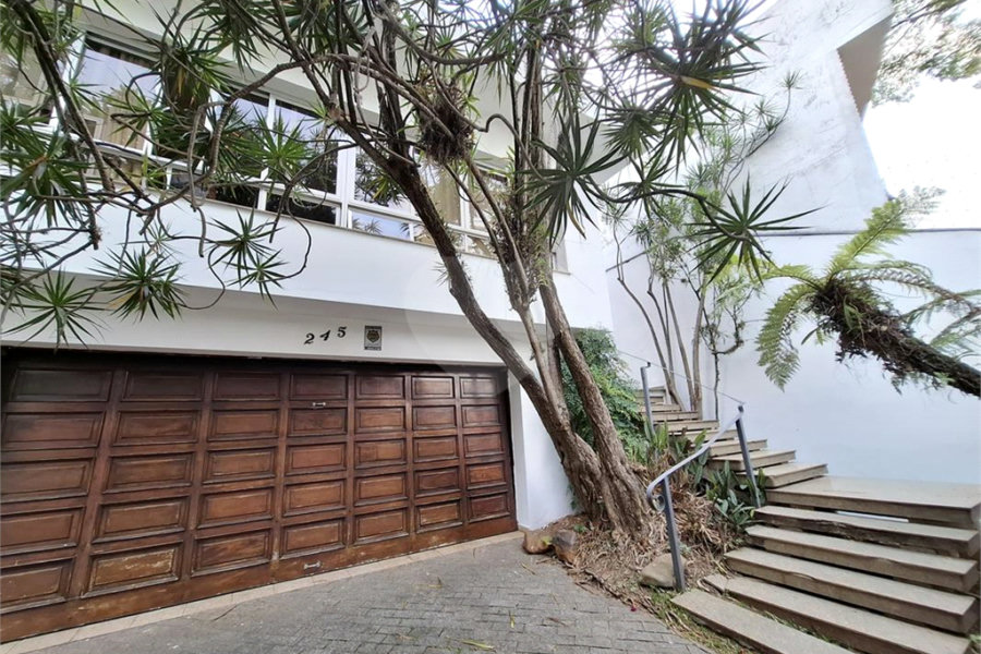 Casa à venda com 4 quartos, sendo 1 suíte, em Água Fria, São Paulo, SP