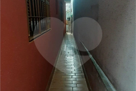 Casa à venda com 3 quartos, sendo 1 suíte, em Vila Gustavo, São Paulo, SP